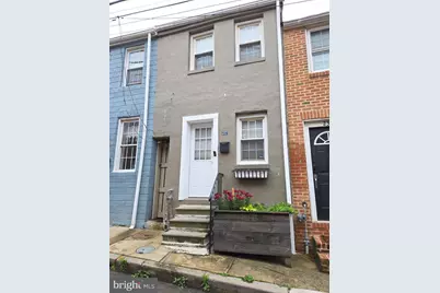 237 S Chapel Street, Baltimore, MD 21231 - Photo 1