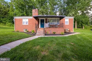 2601 Royal Oak Ave, Baltimore, MD 21207 - Photo 1