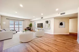 250 President St, Baltimore, MD 21202 - Photo 1