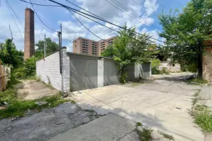 2910 Buena Vista St, Baltimore, MD 21216 - Photo 1