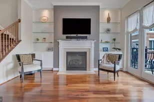 1027 Pier Pointe Lndg, Baltimore, MD 21230 - Photo 1