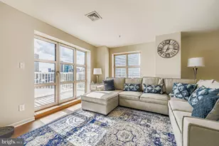 250 President St, Baltimore, MD 21202 - Photo 1