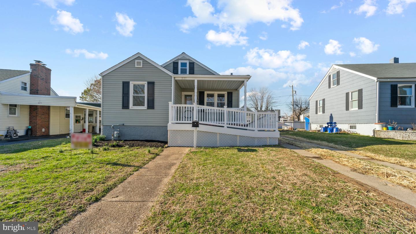 221 Oakwood Rd, Dundalk, MD 21222 MLS MDBC2060842 Coldwell Banker