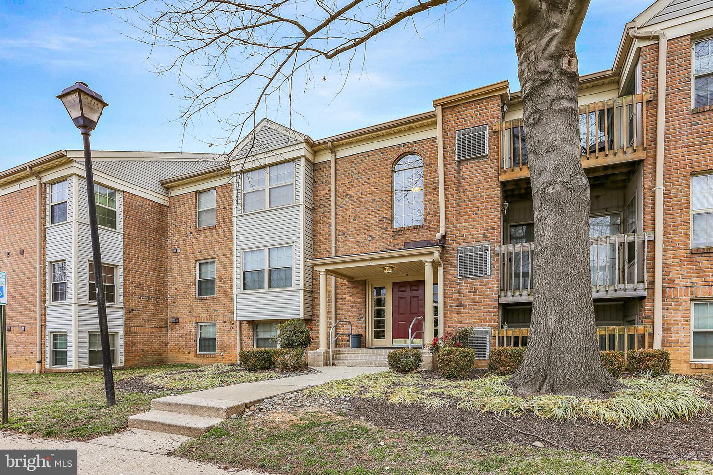 6 Cloverwood Ct #201, Essex, MD 21221 - MLS MDBC2061396 - Coldwell Banker