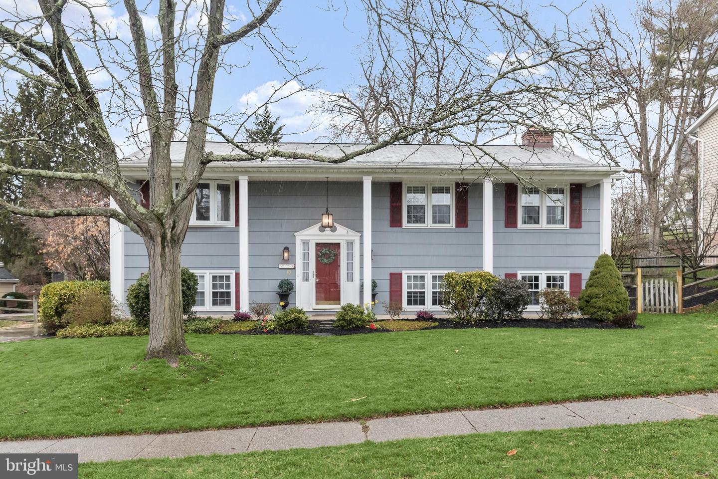 8204 Carrbridge Cir, Towson, MD 21204 MLS MDBC2062614 Coldwell Banker