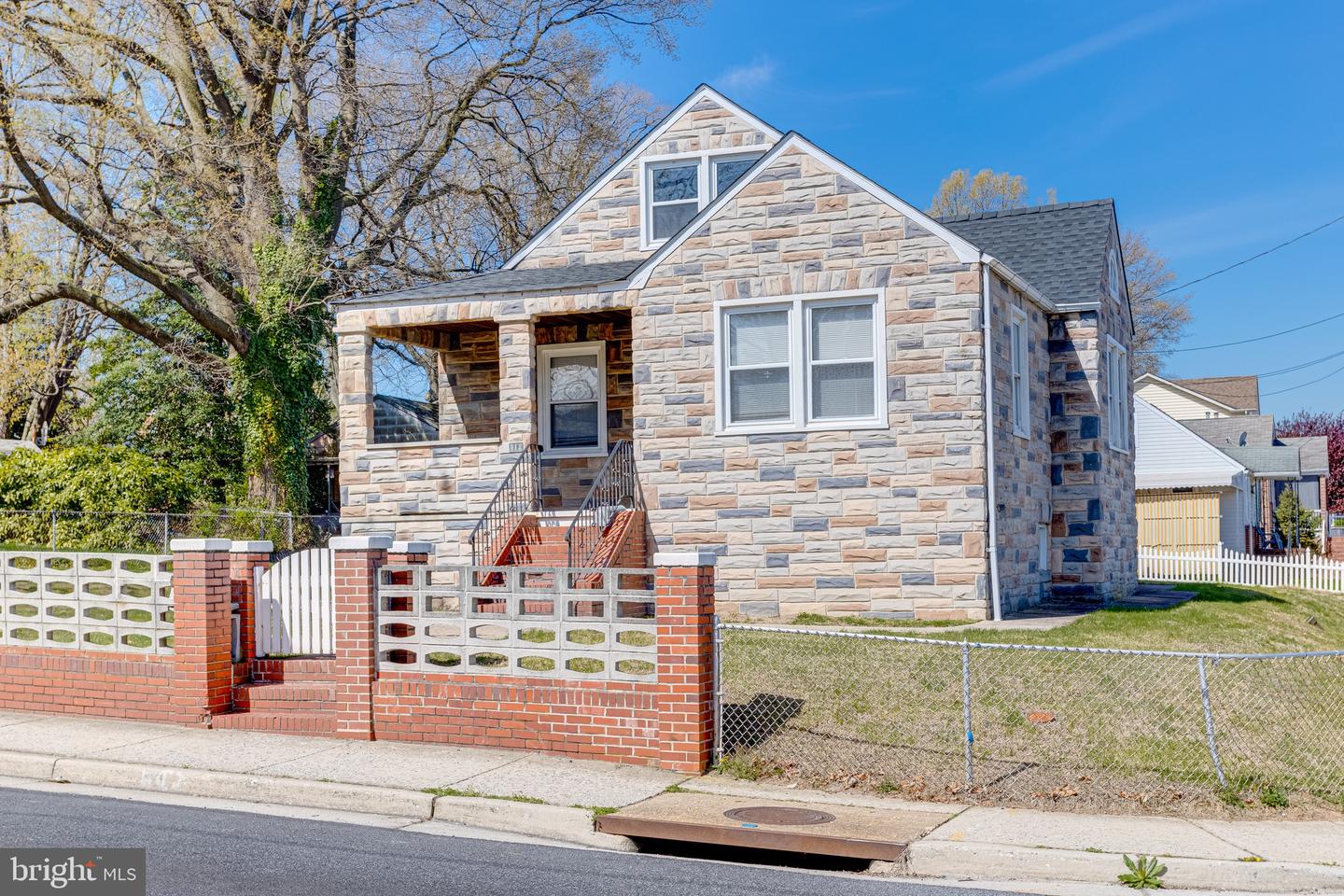 812 Mace Ave, Essex, MD 21221 MLS MDBC2064644 Coldwell Banker