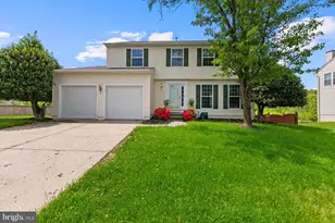 9401 Lyonswood Dr, Owings Mills, MD 21117 - Photo 1