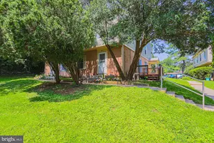 15 Woodenbridge Ct, Reisterstown, MD 21136 - Photo 1