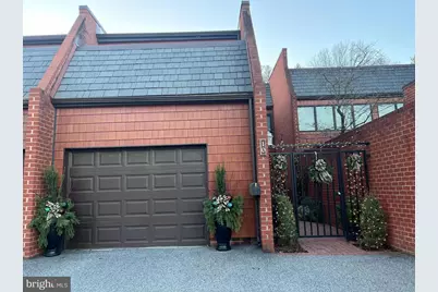 10 Malibu Court, Towson, MD 21204 - Photo 1