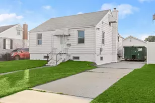 213 Ashwood Rd, Baltimore, MD 21222 - Photo 1