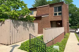 32 Fencepost Ct, Baltimore, MD 21208 - Photo 1