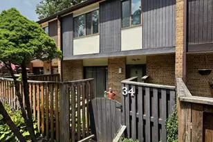 34 Pine Bark Ct, Cockeysville, MD 21030 - Photo 1