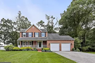 2111 Stonewall Rd, Baltimore, MD 21228 - Photo 1