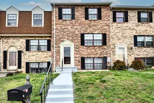 36 Clinton Hill Ct, Catonsville, MD 21228 - Photo 1