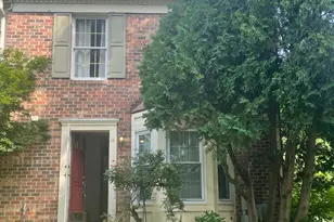 10 Highlands Ct, Owings Mills, MD 21117 - Photo 1