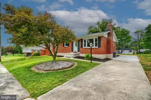 410 Neepier Rd, Baltimore, MD 21228 - Photo 1