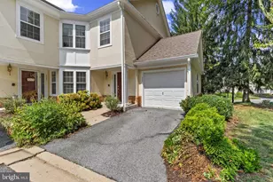 9203 Howard Square Dr, Pikesville, MD 21208 - Photo 1