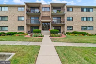 3 Summit Hill Ct, Catonsville, MD 21228 - Photo 1