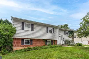 812 Suburbian Rd, Reisterstown, MD 21136 - Photo 1