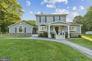 2105 Silver Lane Rd, Baltimore, MD 21221 - Photo 1