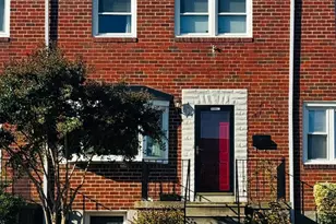 1129 Circle Dr, Baltimore, MD 21227 - Photo 1