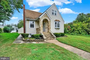 1243 Ten Oaks Rd, Baltimore, MD 21227 - Photo 1