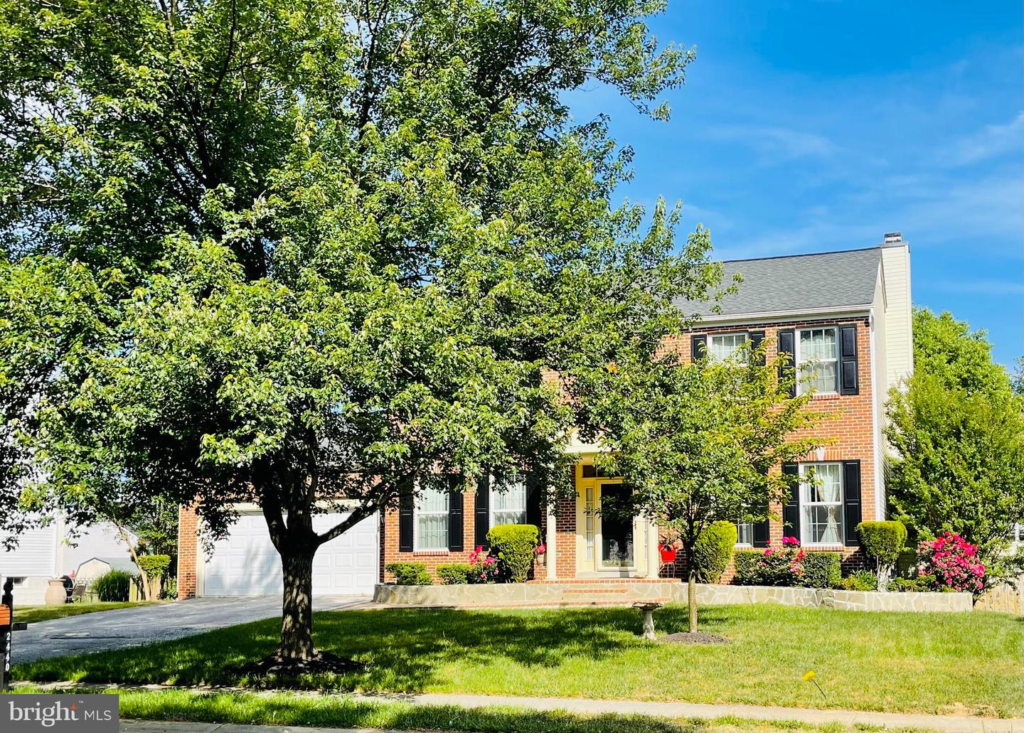 2440 Streamview Dr, Waldorf, MD 20603 MLS MDCH2023092 Coldwell Banker