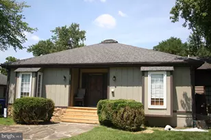 208 St Marys Ave, La Plata, MD 20646 - Photo 1