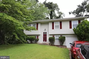 1104 University Pl, Waldorf, MD 20602 - Photo 1