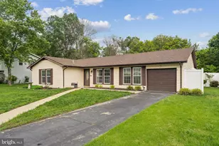 610 University Dr, Waldorf, MD 20602 - Photo 1