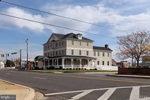 303 Charles St, La Plata, MD 20646 - Photo 1