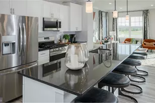 10586 Roundstone Ln, White Plains, MD 20695 - Photo 1