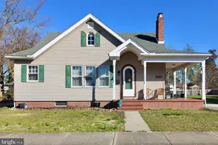 307 W Central Ave, Federalsburg, MD 21632 - Photo 1