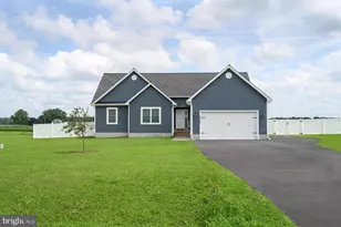 11575 Maplewood Dr, Ridgely, MD 21660 - Photo 1