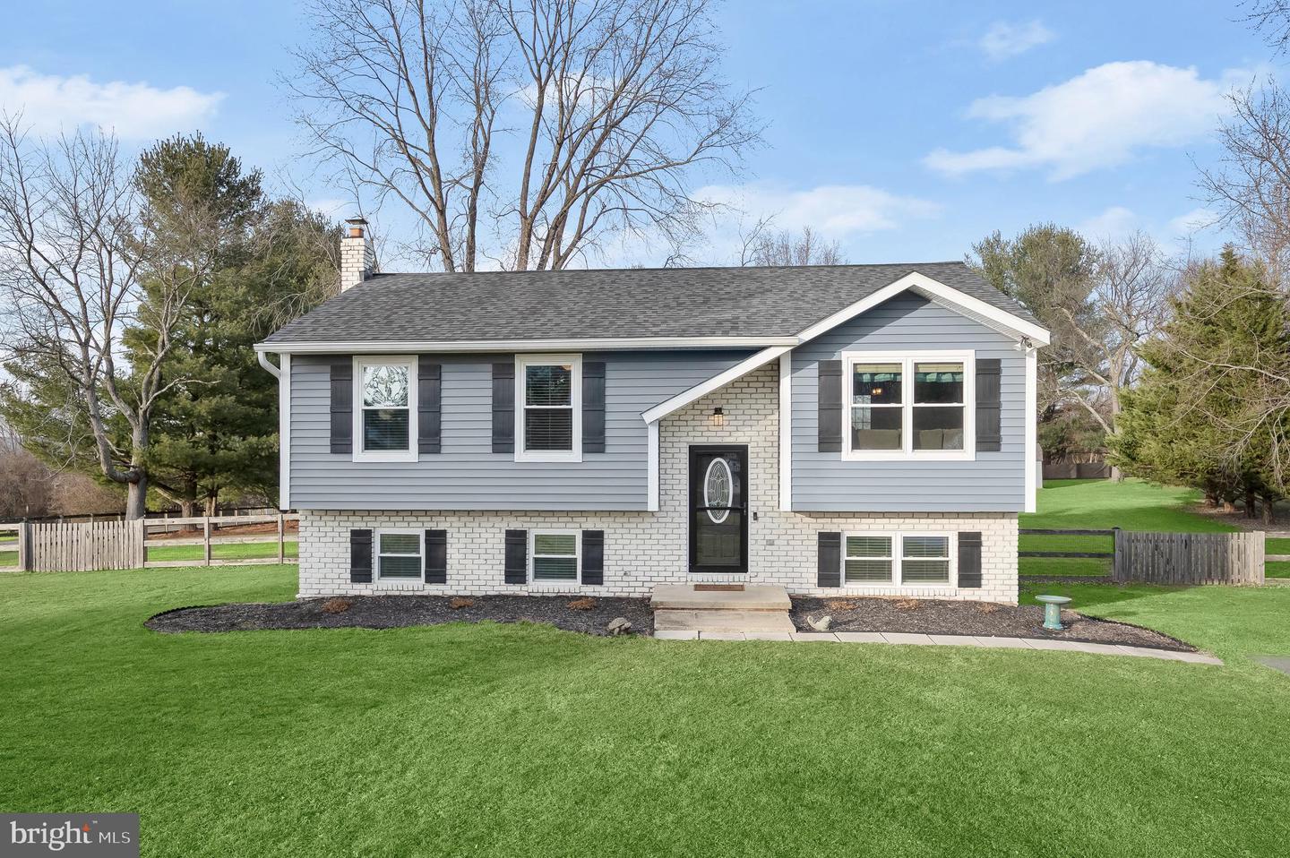 1595 Smiley Dr, New Windsor, MD 21776 MLS MDCR2012332 Coldwell Banker