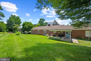 296 Lambert Ave, New Windsor, MD 21776 - Photo 1