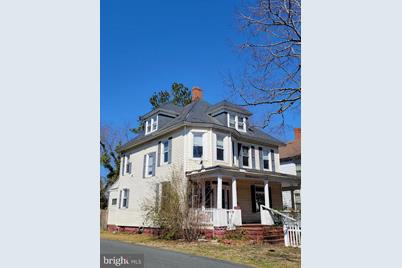 921 Race Street - Photo 1