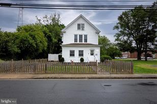 710 Church St, Cambridge, MD 21613 MLS# MDDO2006388 Redfin