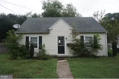 7 Oak Street, Cambridge, MD 21613 - Photo 1