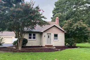 24 Oak St, Cambridge, MD 21613 - Photo 1