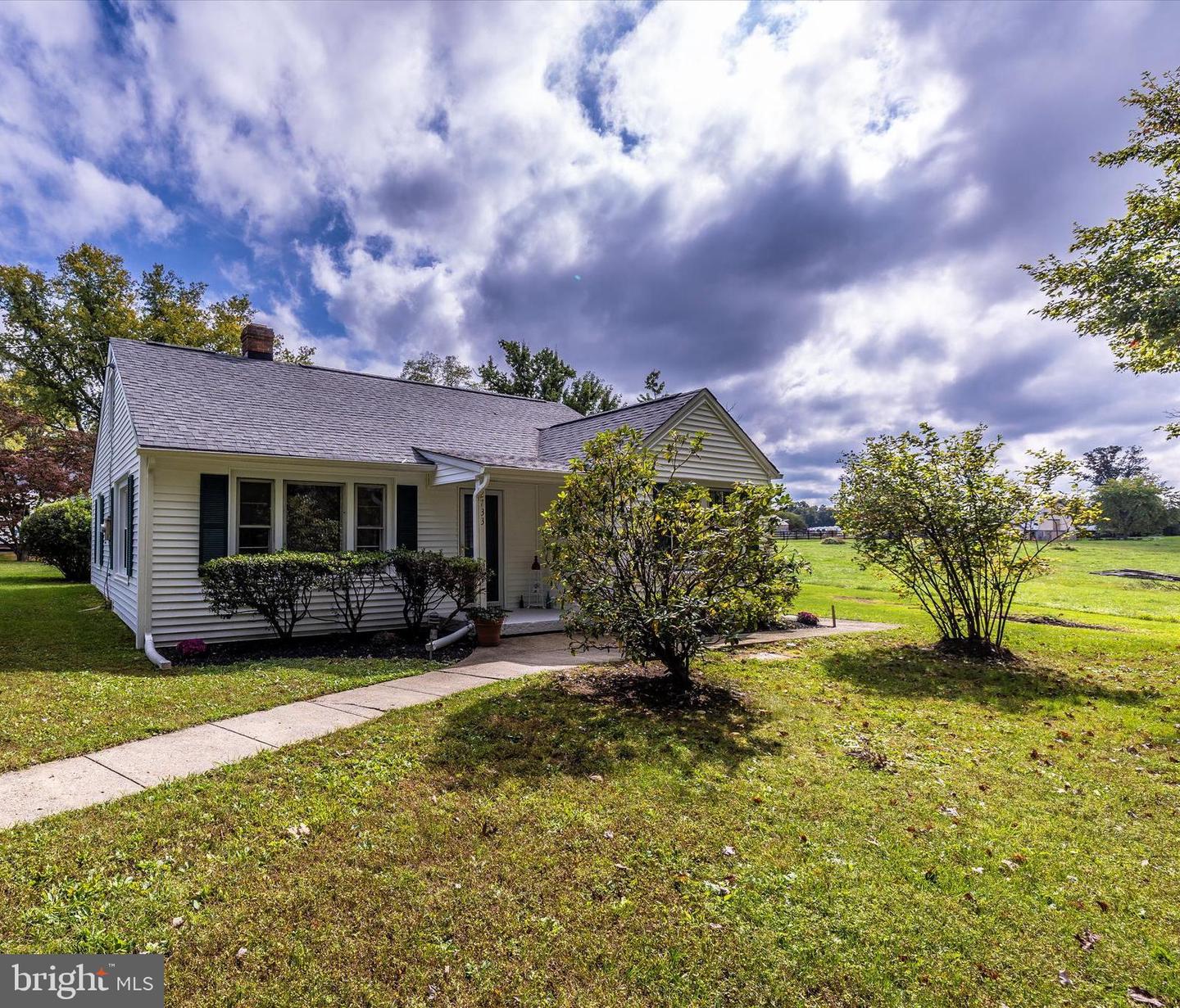 2733 Thurston Rd, Frederick, MD 21704 MLS MDFR2004216 Coldwell Banker