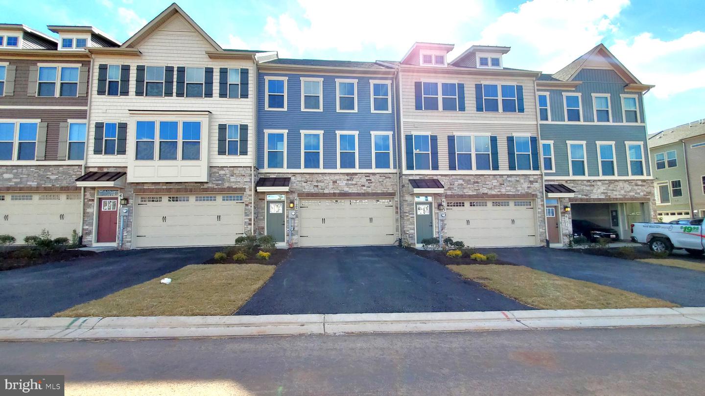 6125 Aster View, Frederick, MD 21703 MLS MDFR2031748 Coldwell Banker