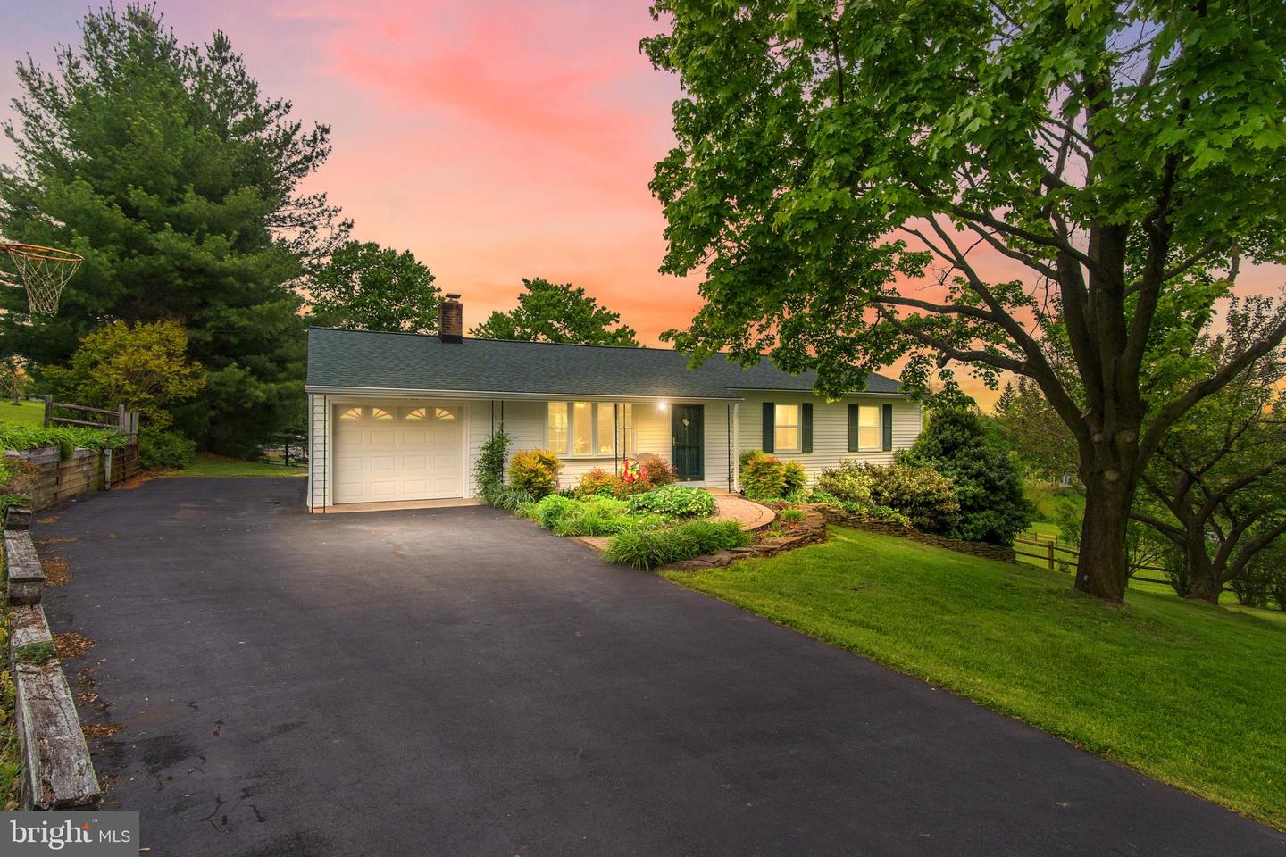 11718 Bunker Hill Ct, Union Bridge, MD 21791 MLS MDFR2034140 Coldwell Banker