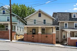 206 N Delaware Ave, Brunswick, MD 21716 - Photo 1