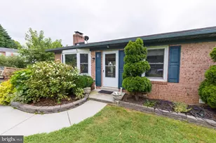 1 Manchester Ct, Brunswick, MD 21716 - Photo 1