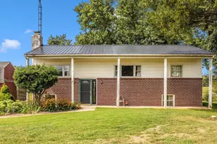 12622 Creagerstown Rd, Thurmont, MD 21788 - Photo 1