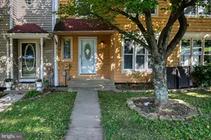 6616 E Beach Dr, New Market, MD 21774 - Photo 1