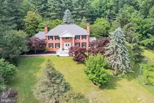 2725 Woodridge Ct, West Friendship, MD 21794 - Photo 1