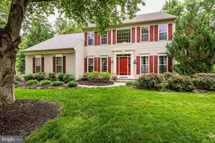 10808 Robin Lynn Dr, Ellicott City, MD 21042 - Photo 1