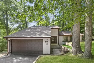 6006 Camelback Ln, Columbia, MD 21045 - Photo 1